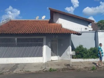 Casa - Venda - Vila Carolina - Bauru - SP
